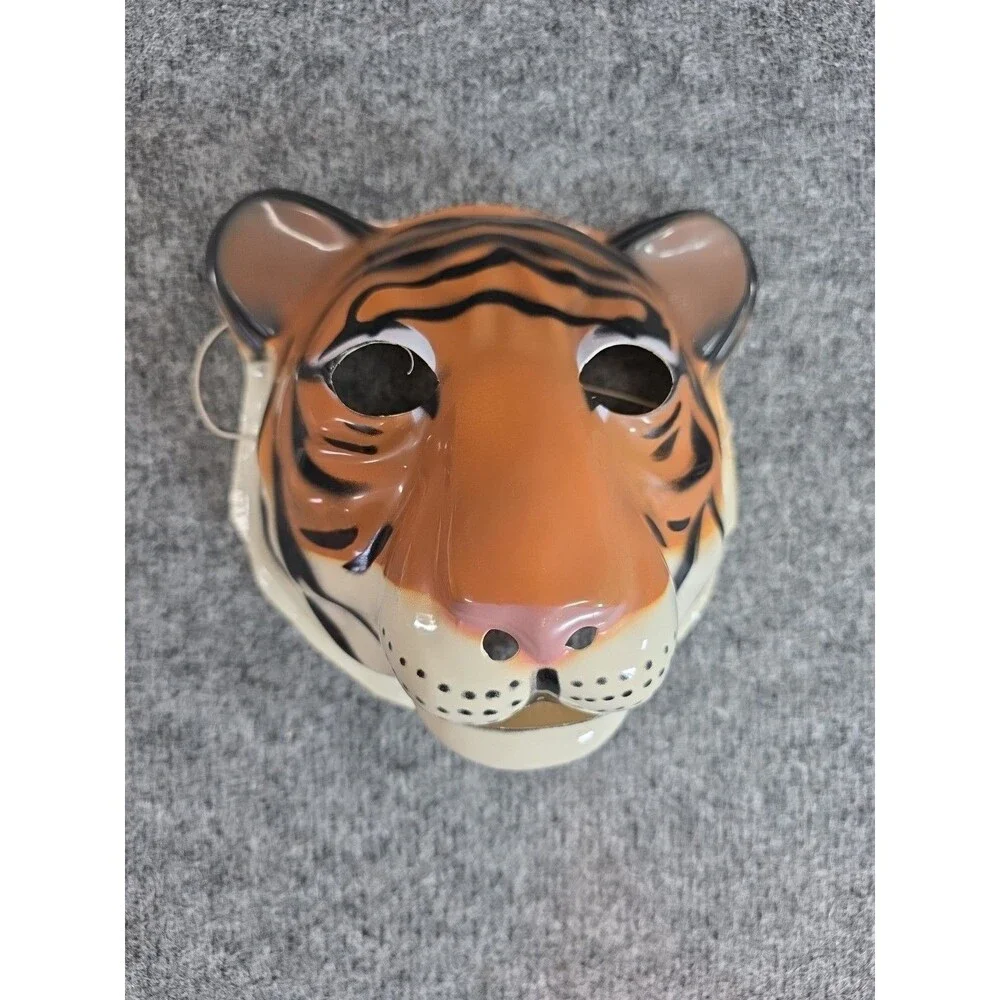 Vtg Mask Head Halloween K&M International Giraffe Zebra Tiger Vintage 94 Plastic